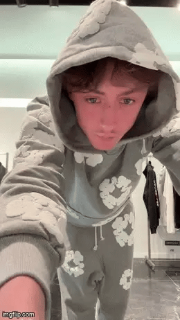 "Flower" - Tracksuit