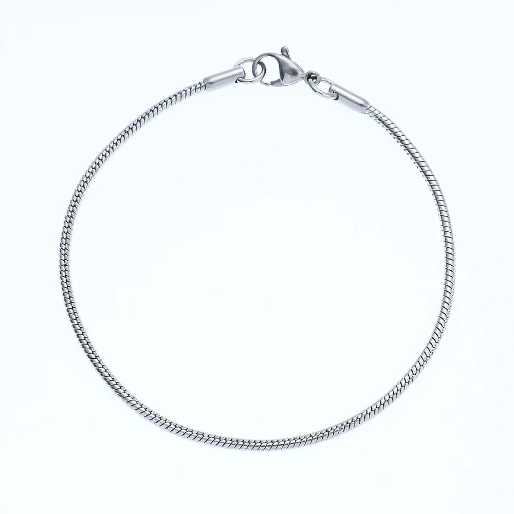 Linea Lisse – Elegantes Schlangenarmband aus Edelstahl