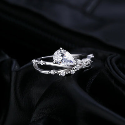 Eleganter Ring mit Tropfen-Zirkonia – Zeitlose Romantik in Silber