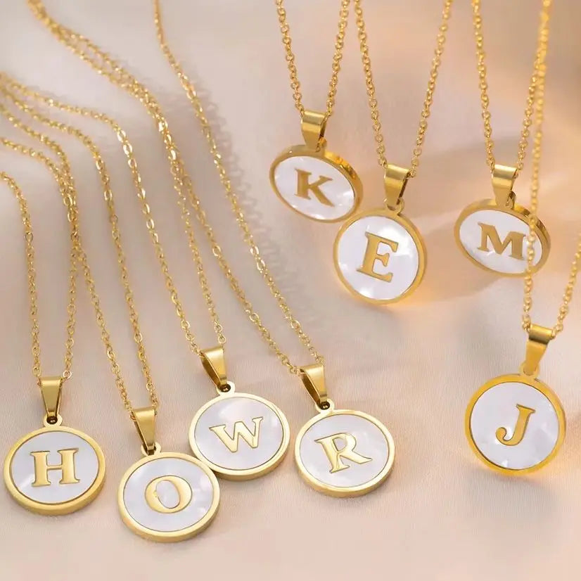 Lettre d'Or – Personalisierte Initialen-Halskette