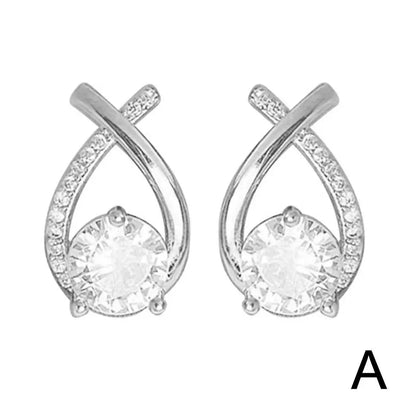 Élégance Croisée – Zirkonia-Ohrstecker in edlem Design