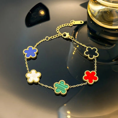 Fleur de Chance – Armband mit farbenfrohen Kleeblatt-Anhängern