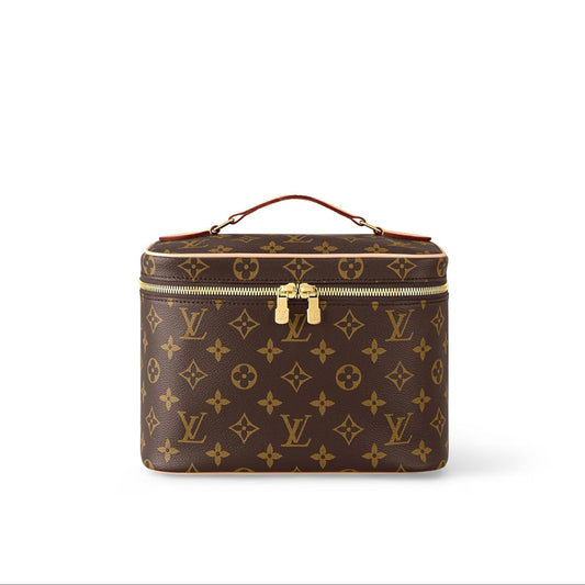 "LV" Élégance Beauty Case