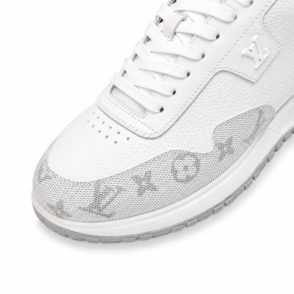 „LV“ Silver Monogram Sneaker