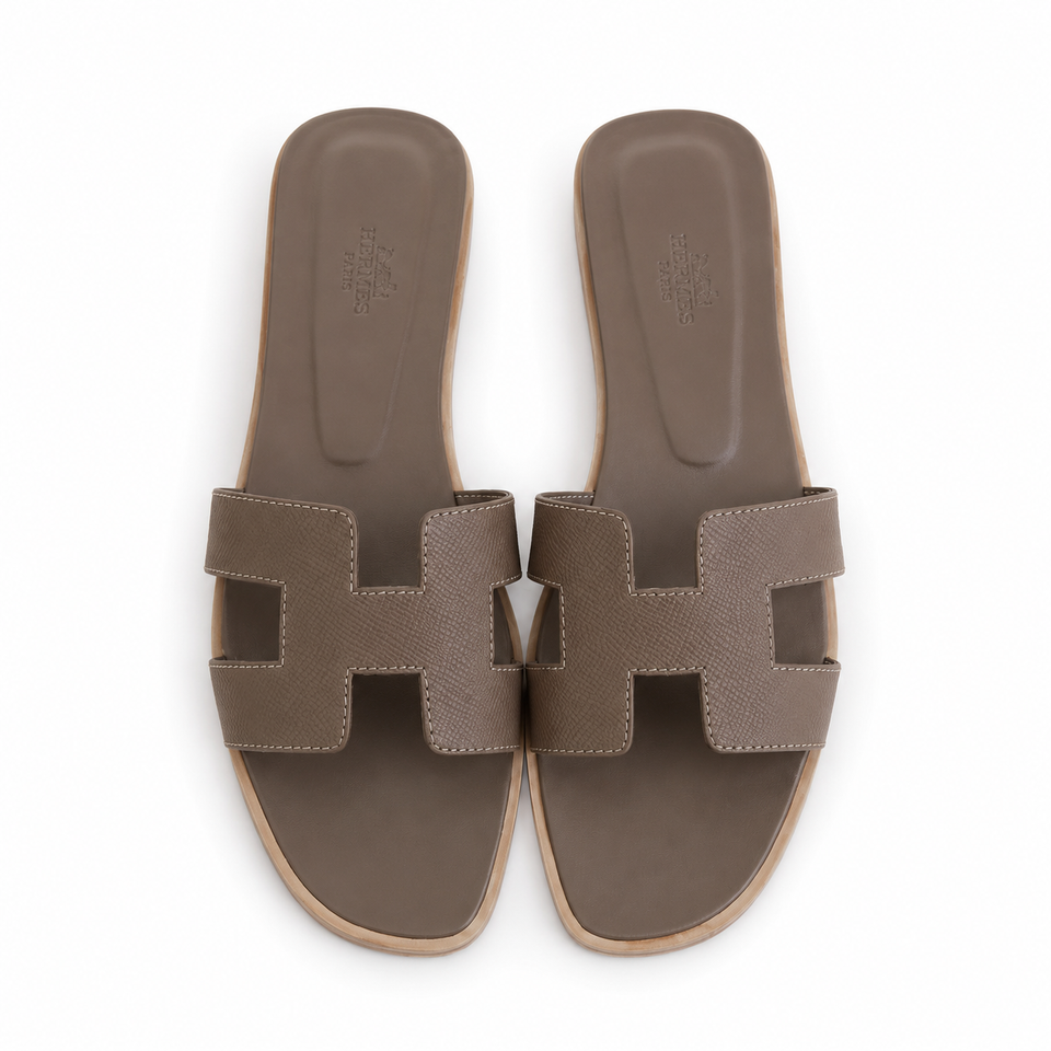 IT Girl Herm Sandals