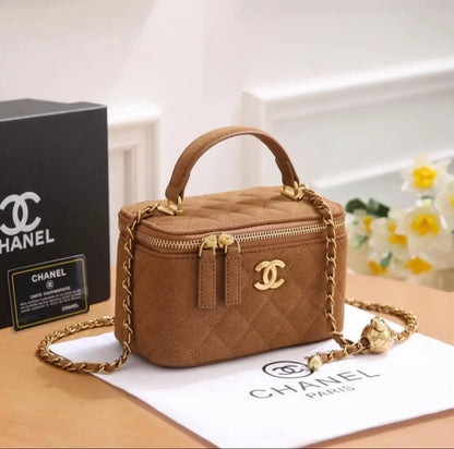 Miss CC Vanity