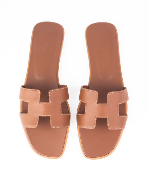 IT Girl Herm Sandals